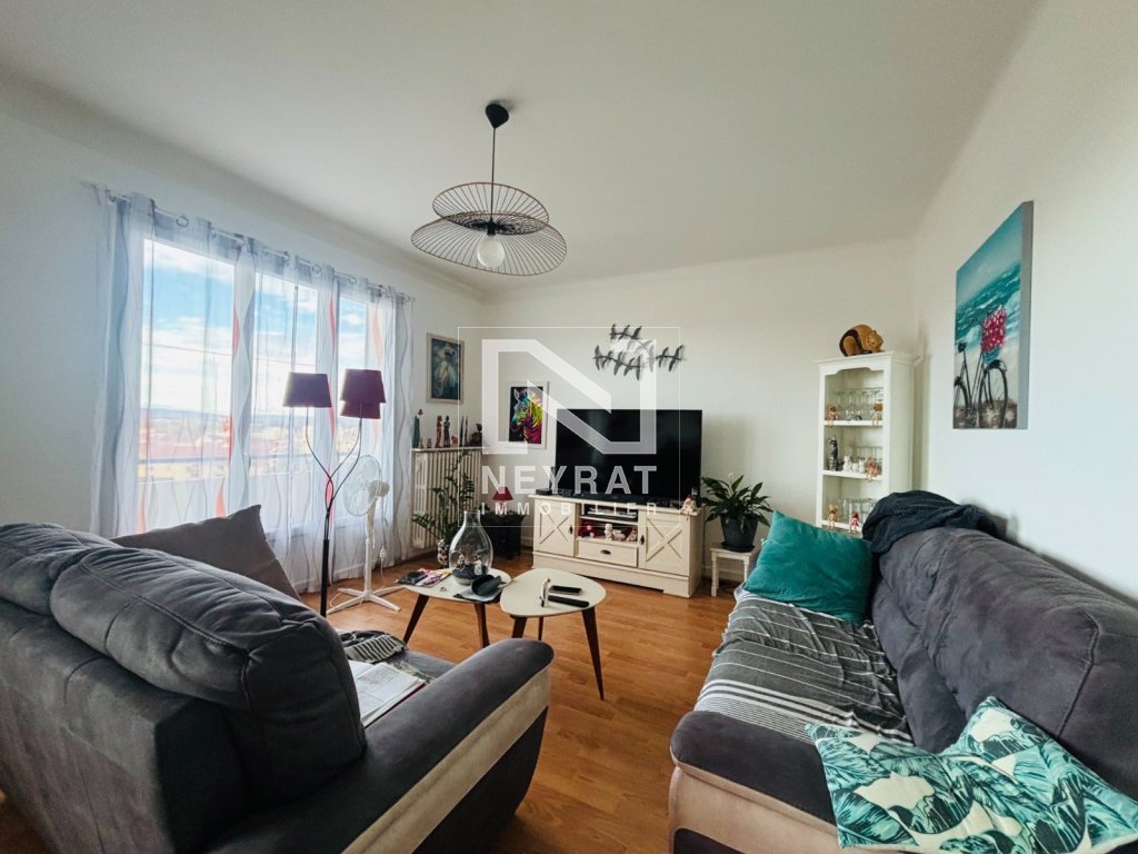 APPARTEMENT T3 A VENDRE - MONTCEAU LES MINES - 96 m2 - 45�000�&euro;