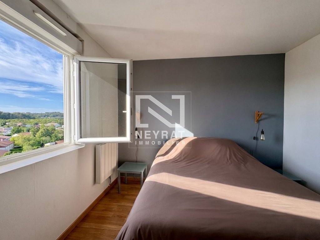 APPARTEMENT 3 PIECES AVEC LOGGIA ET CAVE A VENDRE - TALANT - 65.31 m2 - 110 000 &euro;