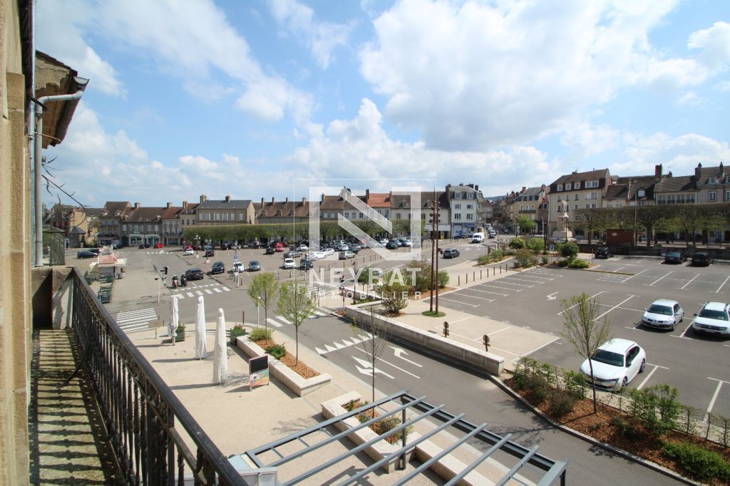 APPARTEMENT T4 A LOUER - AUTUN CENTRE - 107.19 m2 - 542€ charges comprises par mois