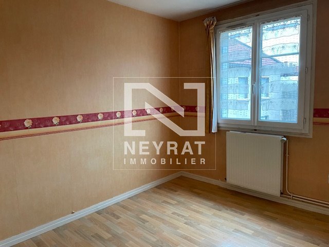 APPARTEMENT T4 A LOUER - AUTUN - 65 m2 - 560€ charges comprises par mois