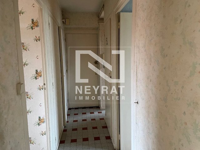 T4 lumineux 65 m� � Autun