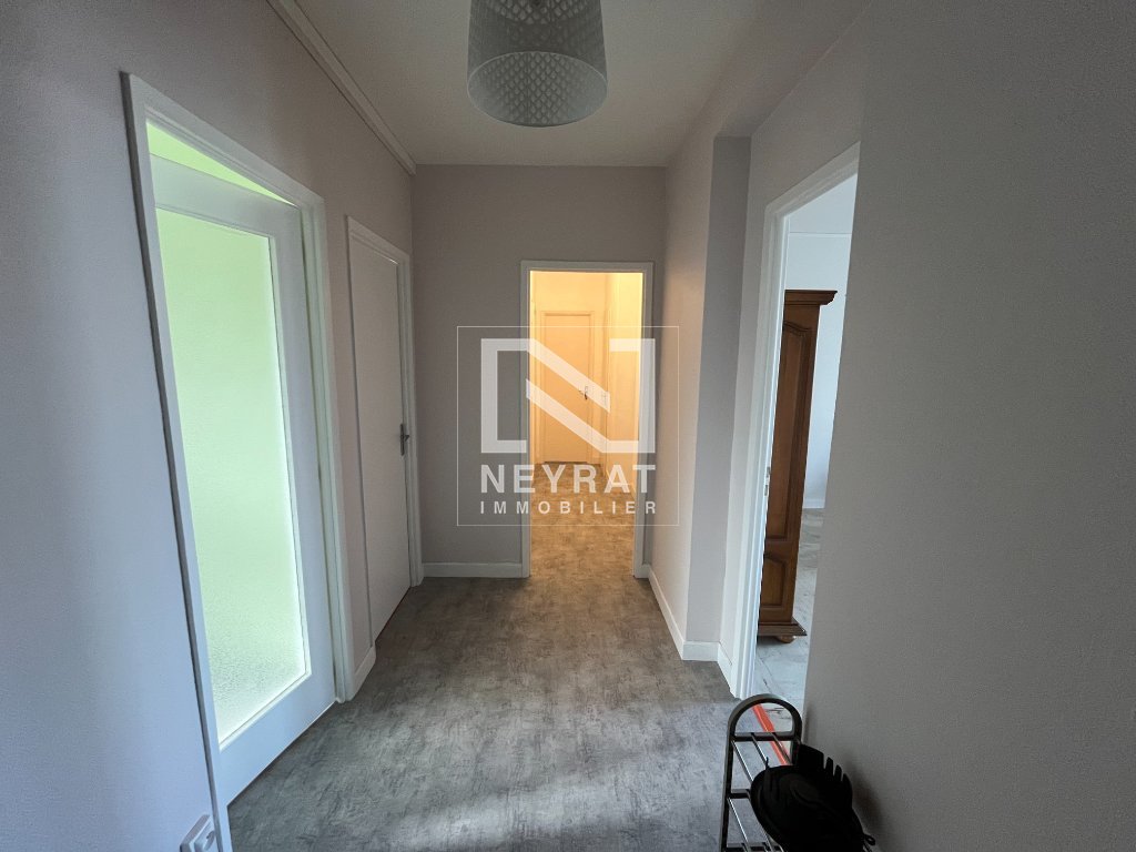 APPARTEMENT T4 A LOUER - AUTUN - 75.42 m2 - 720€ charges comprises par mois