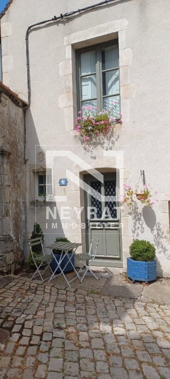 APPARTEMENT T4 A LOUER - AUTUN - 100 m2 - 700�&euro; charges comprises par mois