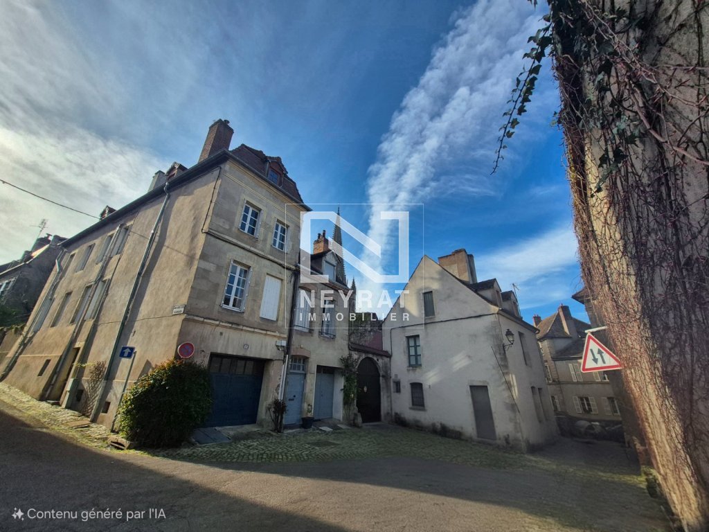 APPARTEMENT T4 A LOUER - AUTUN - 100 m2 - 700�&euro; charges comprises par mois