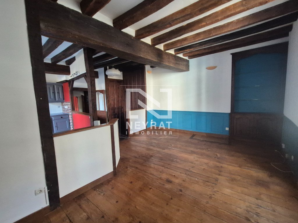 APPARTEMENT T4 A LOUER - AUTUN - 100 m2 - 700�&euro; charges comprises par mois