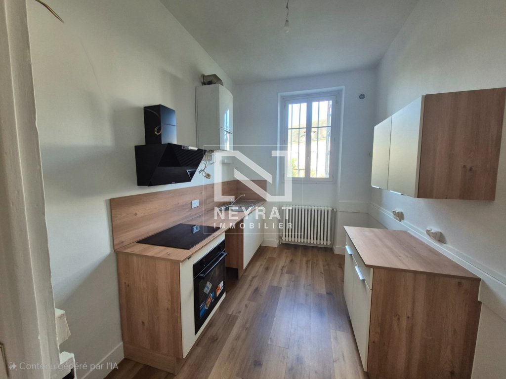 APPARTEMENT T4 A LOUER - AUTUN - 105.17 m2 - 755�&euro; charges comprises par mois