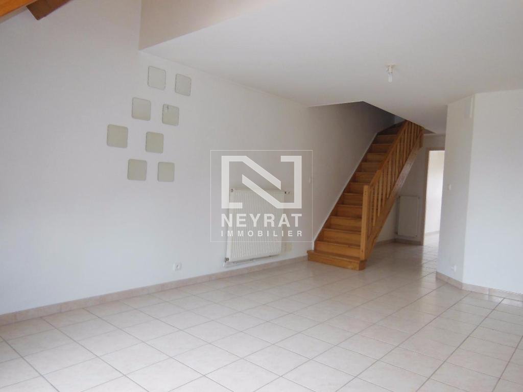 APPARTEMENT T4 A LOUER - AUXONNE CENTRE VILLE - 74 m2 - 700 &euro; charges comprises par mois