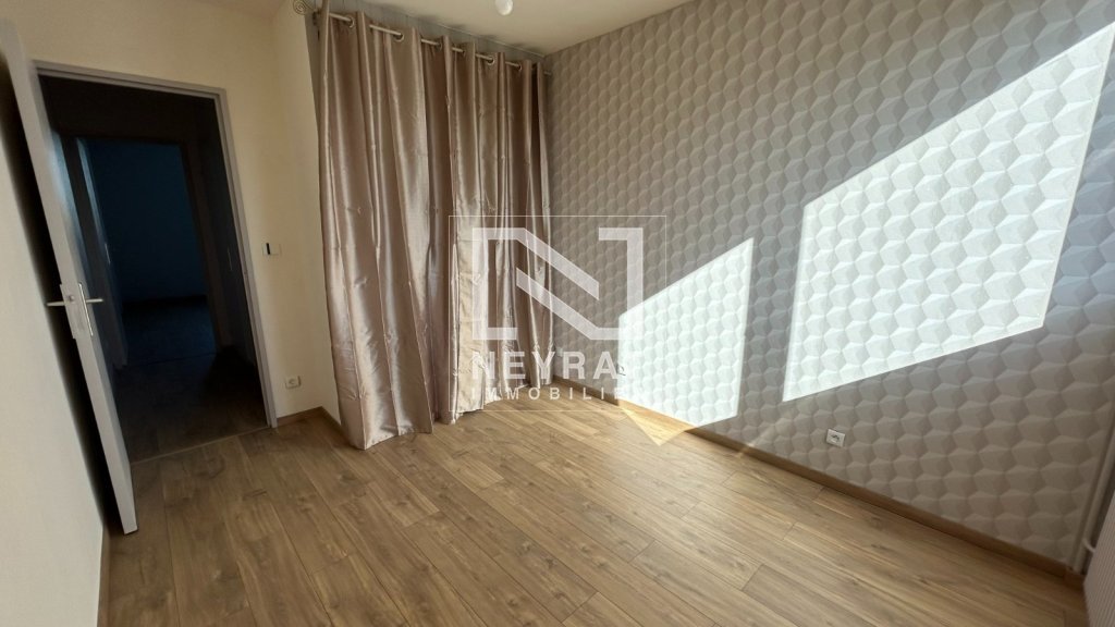 APPARTEMENT T4 A LOUER - AUXONNE - 75.8 m2 - 760 &euro; charges comprises par mois