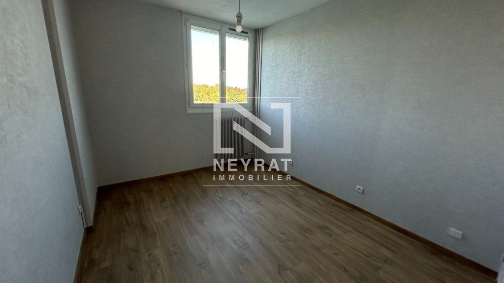 APPARTEMENT T4 A LOUER - AUXONNE - 75.8 m2 - 760 &euro; charges comprises par mois