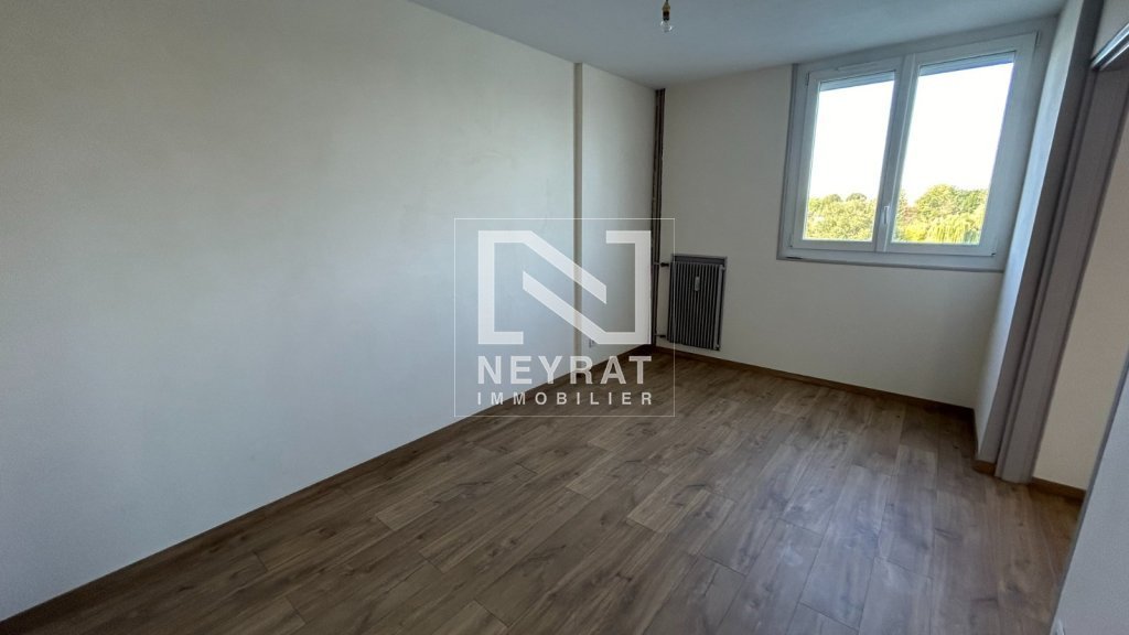 APPARTEMENT T4 A LOUER - AUXONNE - 75.8 m2 - 760 &euro; charges comprises par mois