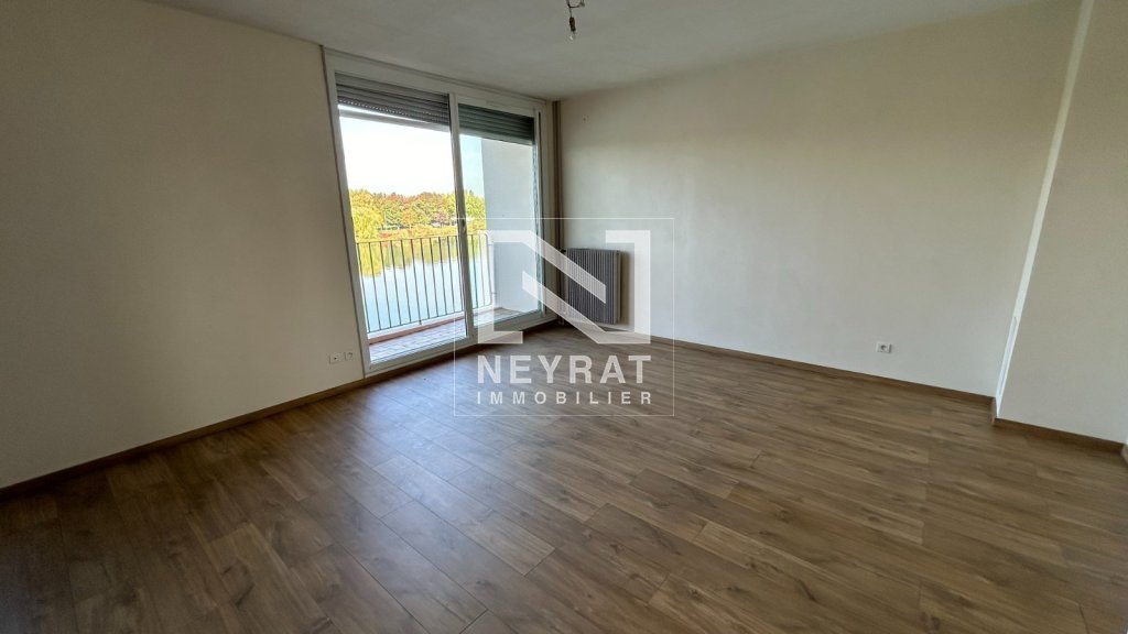 APPARTEMENT T4 A LOUER - AUXONNE - 75.8 m2 - 760 &euro; charges comprises par mois
