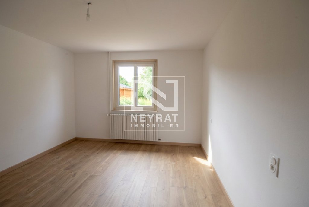 APPARTEMENT T4 A LOUER - BANTANGES - 120 m2 - 850 &euro; charges comprises par mois