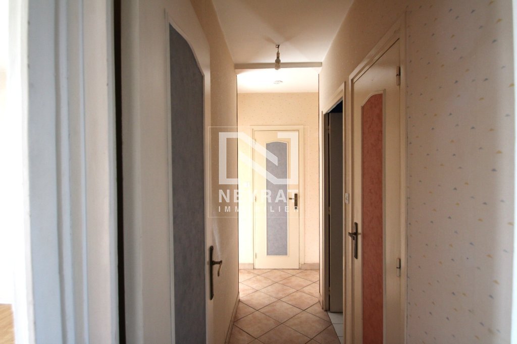 APPARTEMENT T4 - CHAGNY - 69.2 m2 - LOU&Eacute;