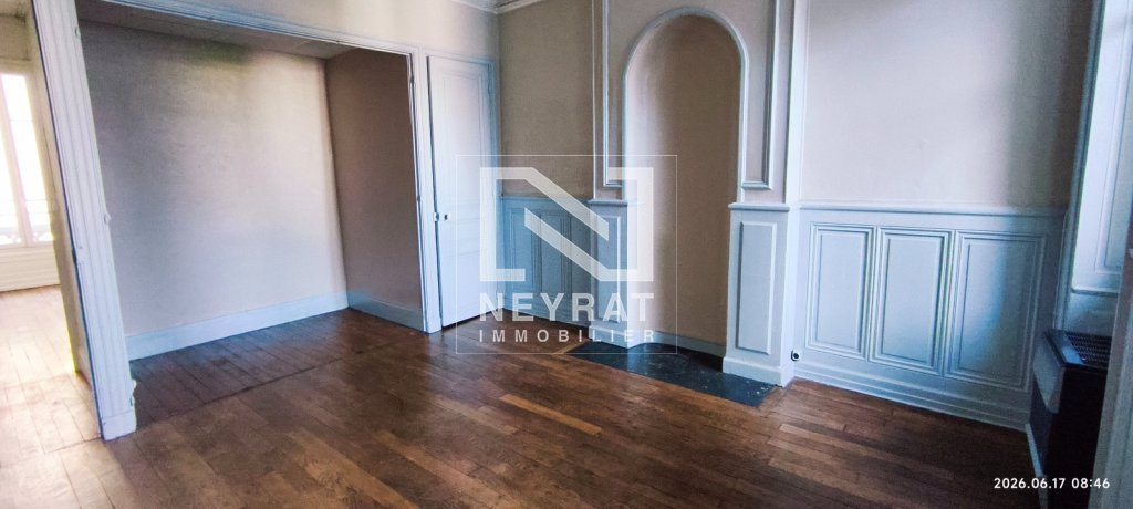 APPARTEMENT T4 A LOUER - CHALON SUR SAONE CENTRE VILLE - 103.92 m2 - 630 &euro; charges comprises par mois