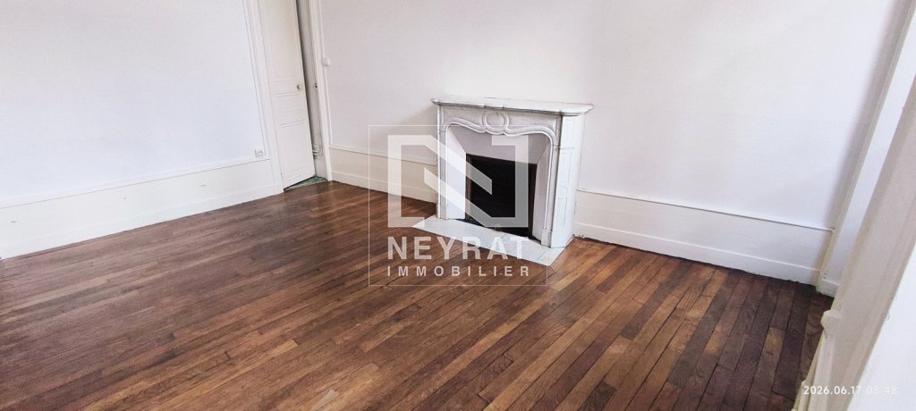 APPARTEMENT T4 A LOUER - CHALON SUR SAONE CENTRE VILLE - 103.92 m2 - 630 &euro; charges comprises par mois
