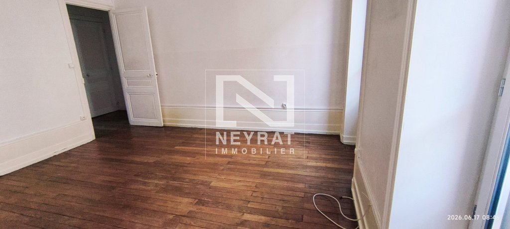 APPARTEMENT T4 A LOUER - CHALON SUR SAONE CENTRE VILLE - 103.92 m2 - 630 &euro; charges comprises par mois