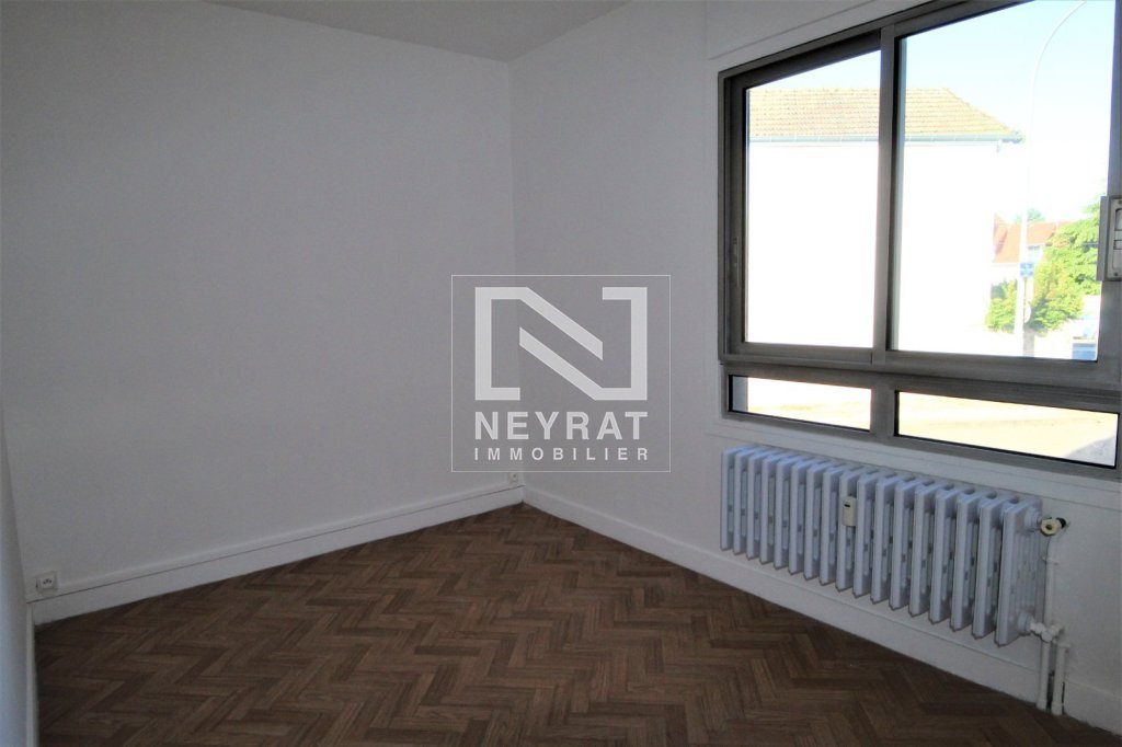 APPARTEMENT T4 A LOUER - CHALON SUR SAONE - 67,5 m2 - 690 € charges comprises par mois