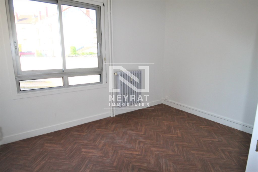 APPARTEMENT T4 A LOUER - CHALON SUR SAONE - 67,5 m2 - 690 € charges comprises par mois