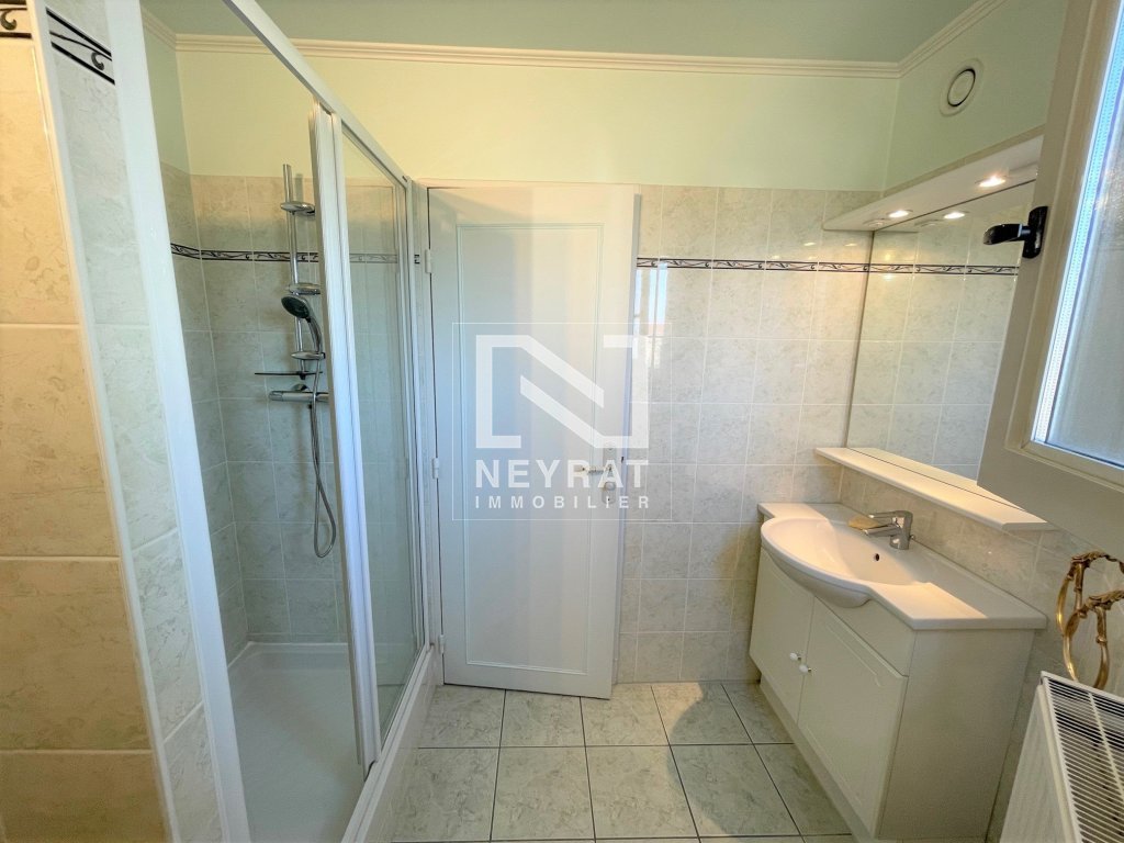 APPARTEMENT T4 - CHALON SUR SAONE - 92.3 m2 - LOU&Eacute;