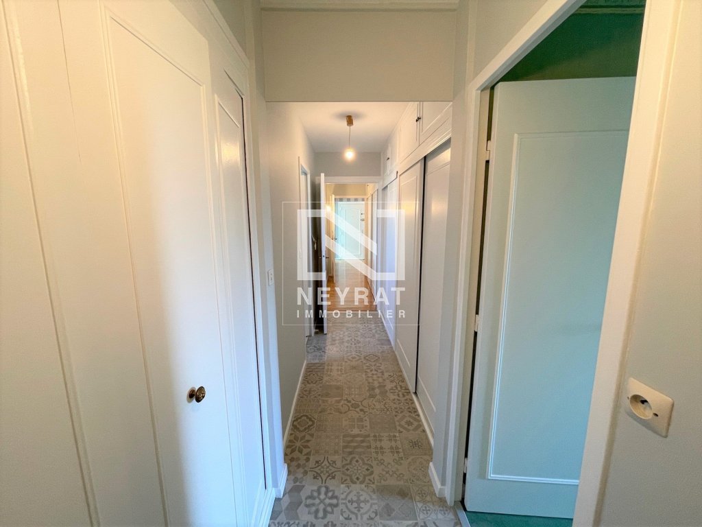 APPARTEMENT T4 - CHALON SUR SAONE - 92.3 m2 - LOU&Eacute;