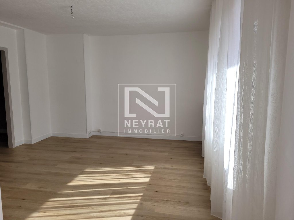 APPARTEMENT T4 A LOUER - CHALON SUR SAONE - 64.14 m2 - 774€ charges comprises par mois