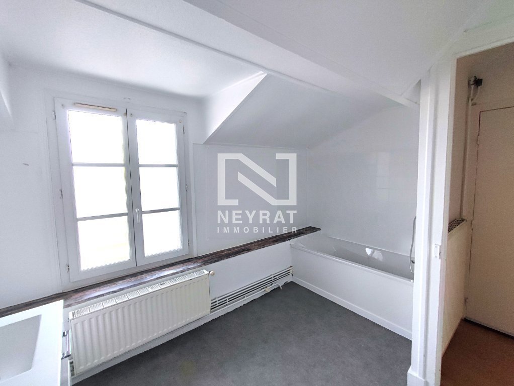 APPARTEMENT T4 A LOUER - CHALON SUR SAONE - 98.45 m2 - 995�&euro; charges comprises par mois