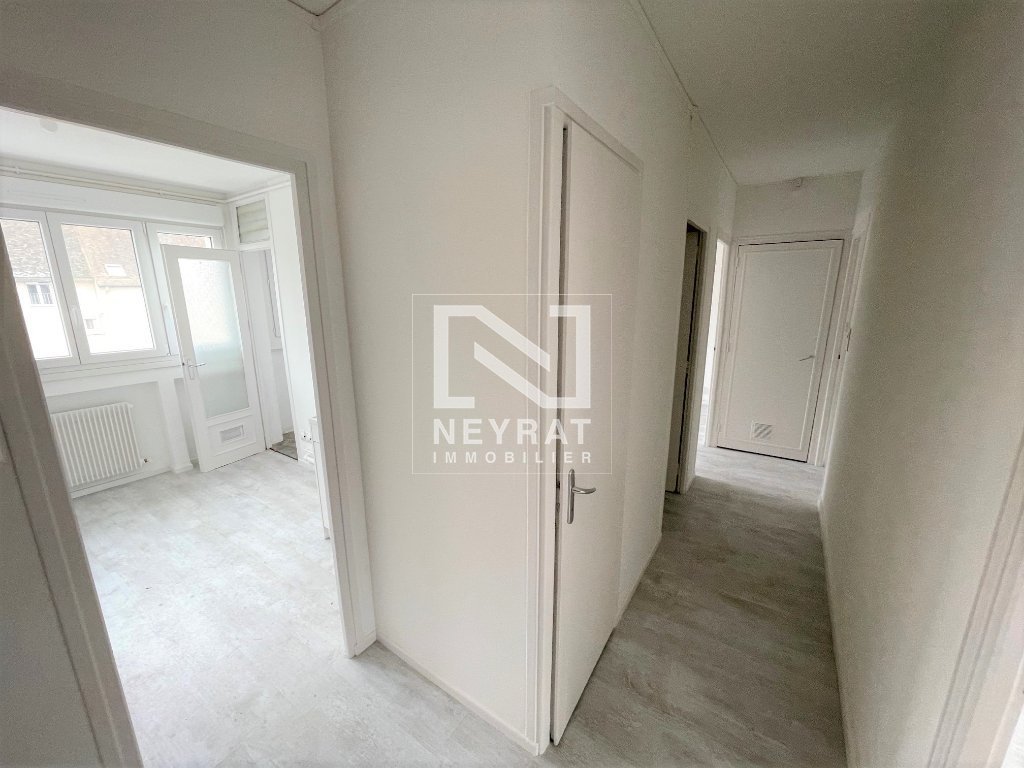 APPARTEMENT T4 A LOUER - CHALON SUR SAONE - 69.39 m2 - 732,31 &euro; charges comprises par mois