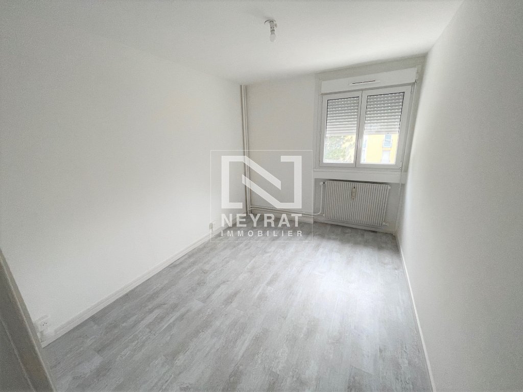 APPARTEMENT T4 A LOUER - CHALON SUR SAONE - 69.39 m2 - 732,31 &euro; charges comprises par mois