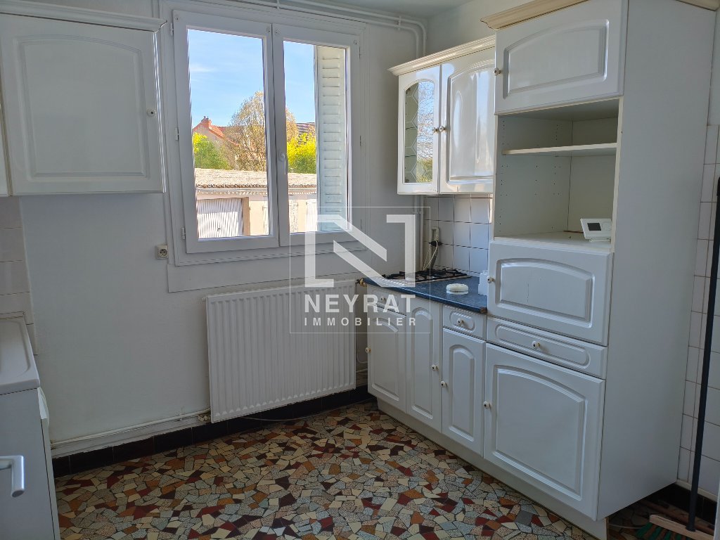 APPARTEMENT T4 A LOUER - CHALON SUR SAONE - 68.1 m2 - 800�&euro; charges comprises par mois