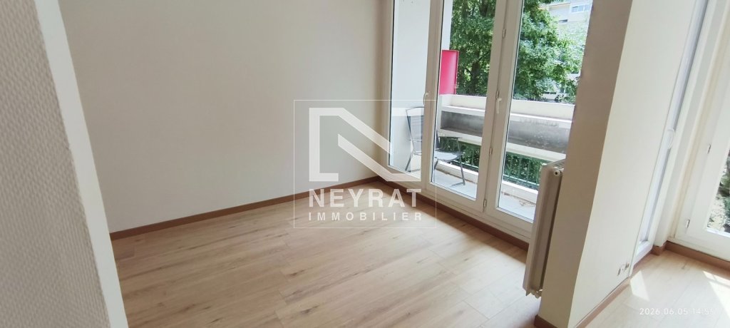 APPARTEMENT T4 A LOUER - CHALON SUR SAONE - 70.85 m2 - 995 &euro; charges comprises par mois