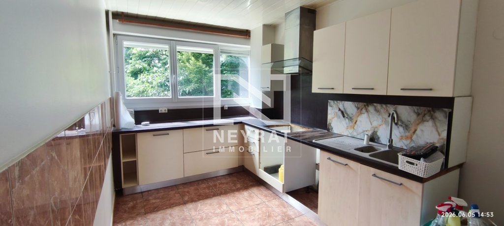 APPARTEMENT T4 A LOUER - CHALON SUR SAONE - 70.85 m2 - 995 &euro; charges comprises par mois