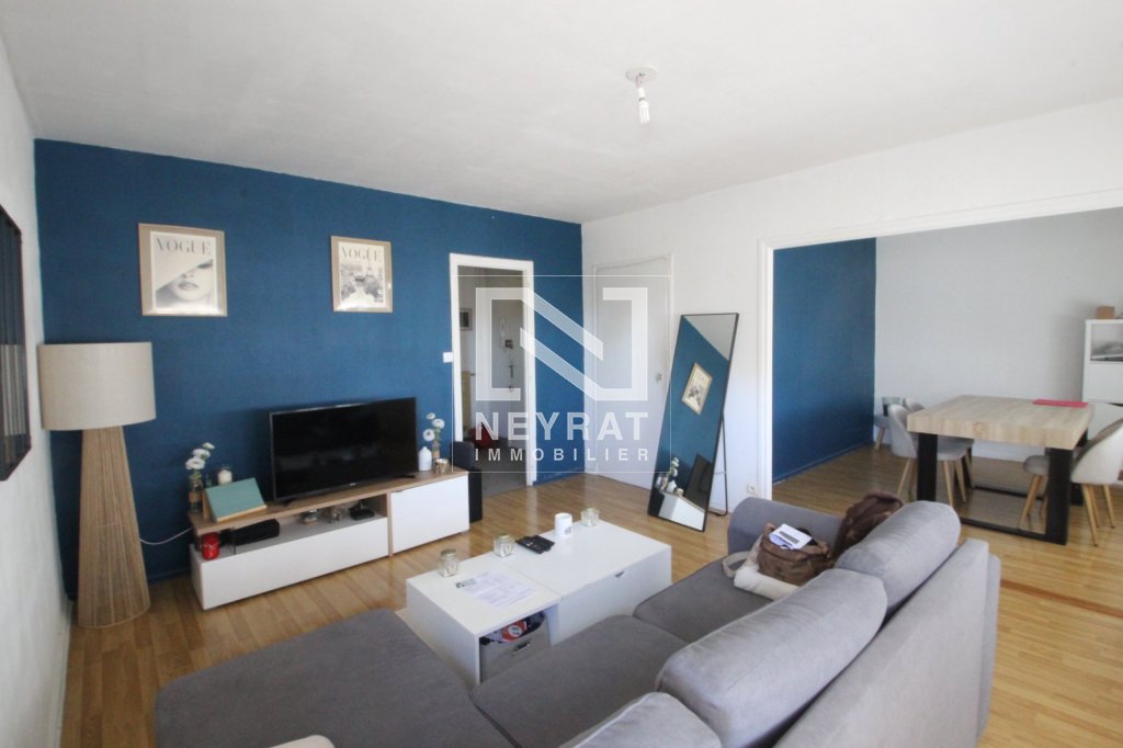APPARTEMENT T4 A LOUER - CHALON SUR SAONE - 76.18 m2 - 765 &euro; charges comprises par mois