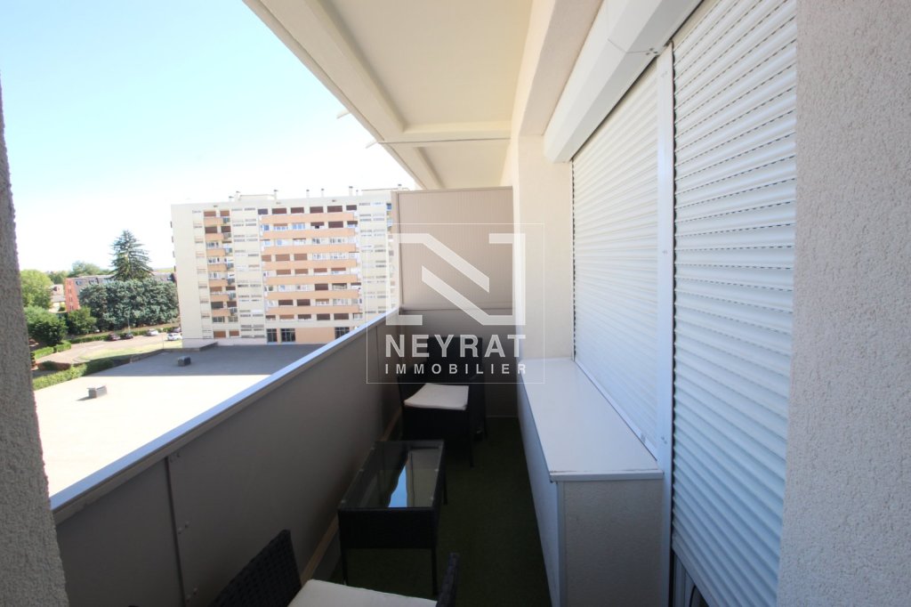 APPARTEMENT T4 A LOUER - CHALON SUR SAONE - 76.18 m2 - 765 &euro; charges comprises par mois