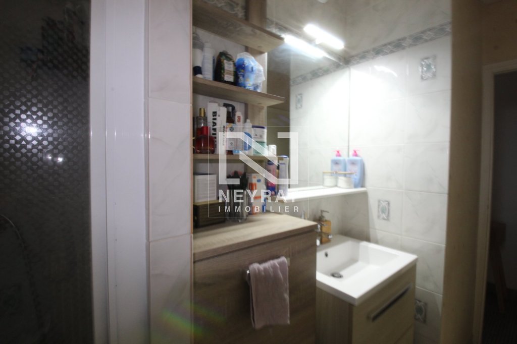 APPARTEMENT T4 A LOUER - CHALON SUR SAONE - 76.18 m2 - 765 &euro; charges comprises par mois