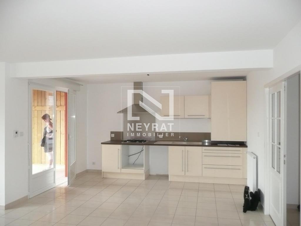 APPARTEMENT T4 - CHALON SUR SAONE - 104.82 m2 - LOU&Eacute;