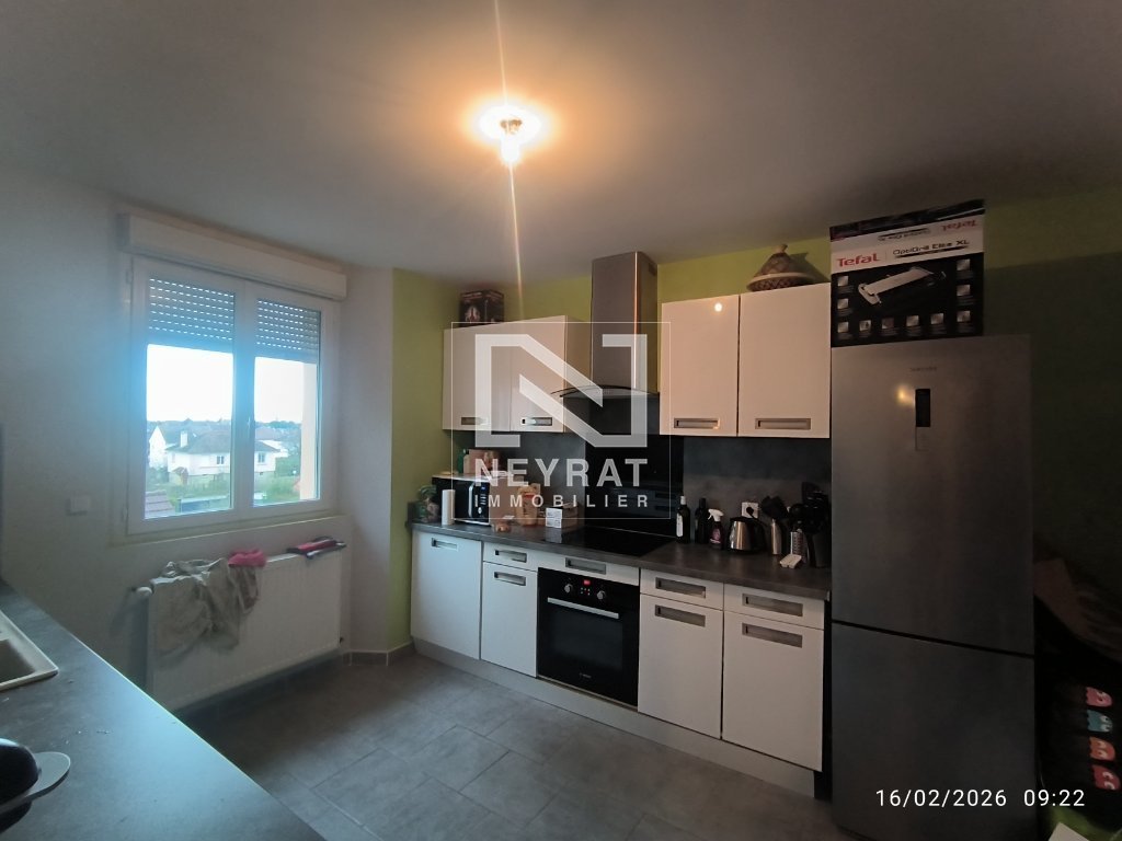 APPARTEMENT T4 A LOUER - CHATENOY LE ROYAL - 102.31 m2 - 830�&euro; charges comprises par mois