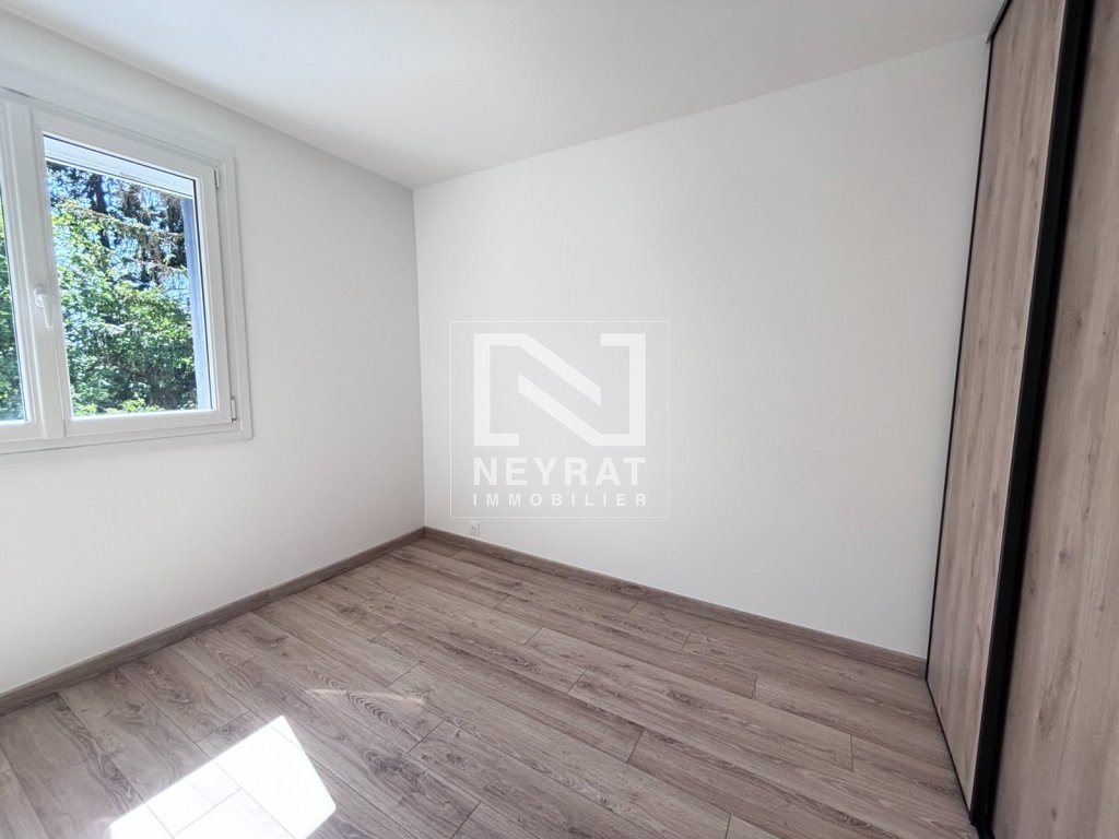 APPARTEMENT T4 A LOUER - DIGOIN - 80.74 m2 - 900 &euro; charges comprises par mois