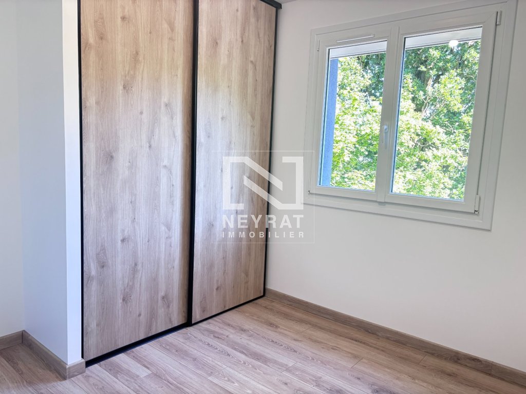 APPARTEMENT T4 A LOUER - DIGOIN - 80.74 m2 - 900 &euro; charges comprises par mois