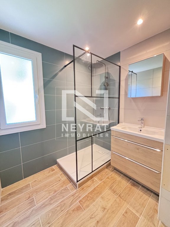 APPARTEMENT T4 A LOUER - DIGOIN - 80.74 m2 - 900 &euro; charges comprises par mois