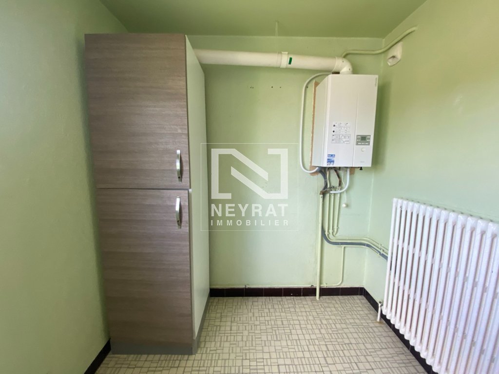 APPARTEMENT T4 A LOUER - LOUHANS - 72 m2 - 604�&euro; charges comprises par mois