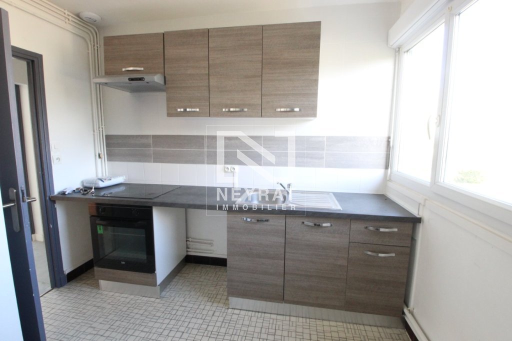 APPARTEMENT T4 A LOUER - LOUHANS - 70 m2 - 619�&euro; charges comprises par mois