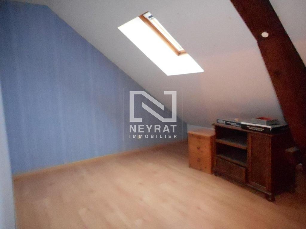 APPARTEMENT T4 A LOUER - LOUHANS - 114.47 m2 - 580€ charges comprises par mois