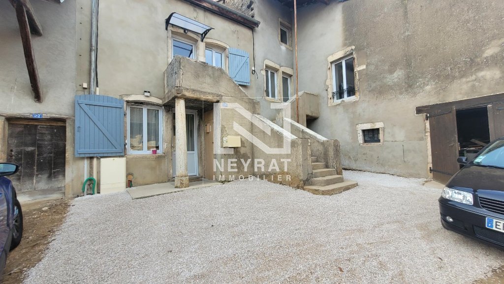 APPARTEMENT T4 A LOUER - SENNECEY LE GRAND - 54.17 m2 - 640 &euro; charges comprises par mois