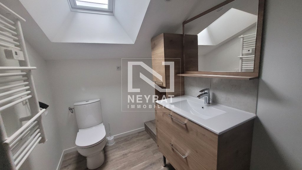 APPARTEMENT T4 A LOUER - SENNECEY LE GRAND - 54.17 m2 - 640 &euro; charges comprises par mois