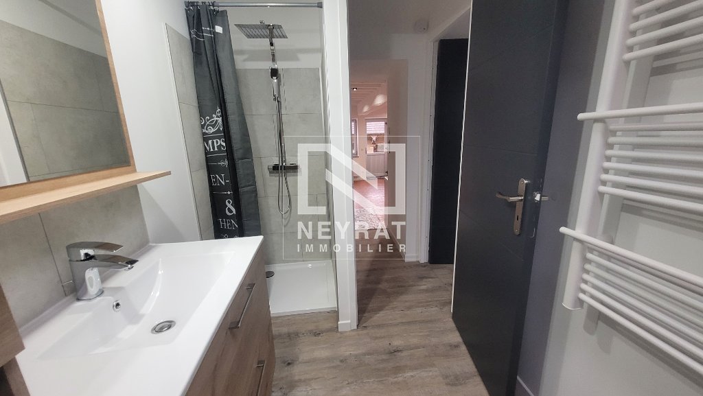 APPARTEMENT T4 A LOUER - SENNECEY LE GRAND - 54.17 m2 - 640 &euro; charges comprises par mois