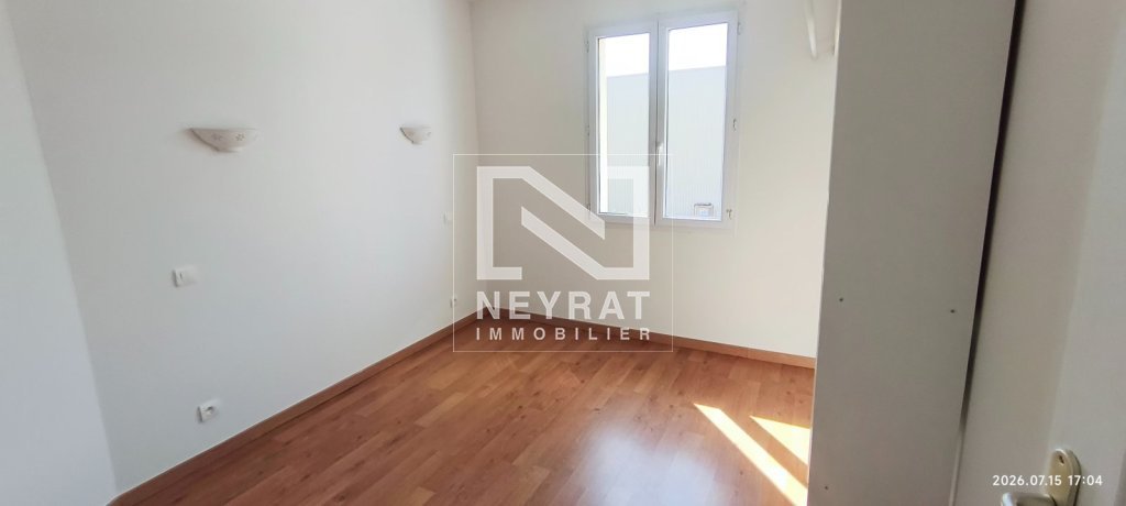 APPARTEMENT T4 - ST DESERT - 92 m2 - LOU&Eacute;