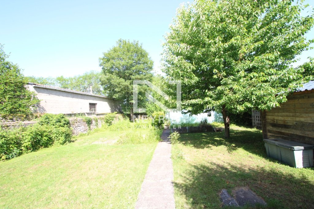 Appartement dans maison individuelle A LOUER - ST LEGER SUR DHEUNE - 95 m2 - 850 &euro; charges comprises par mois