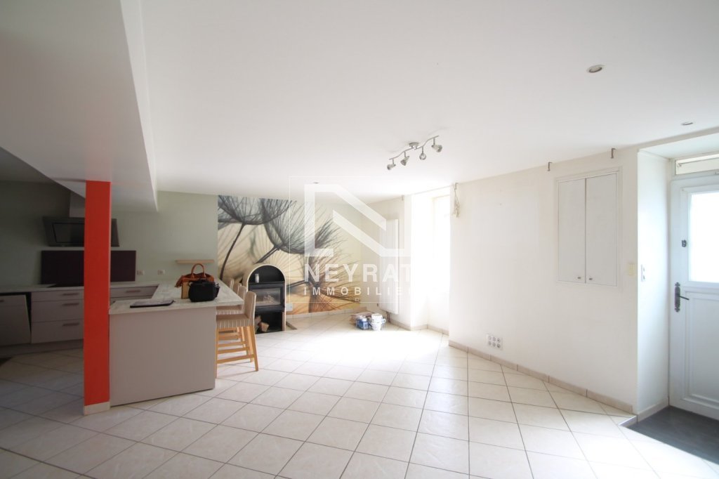 Appartement dans maison individuelle A LOUER - ST LEGER SUR DHEUNE - 95 m2 - 850 &euro; charges comprises par mois
