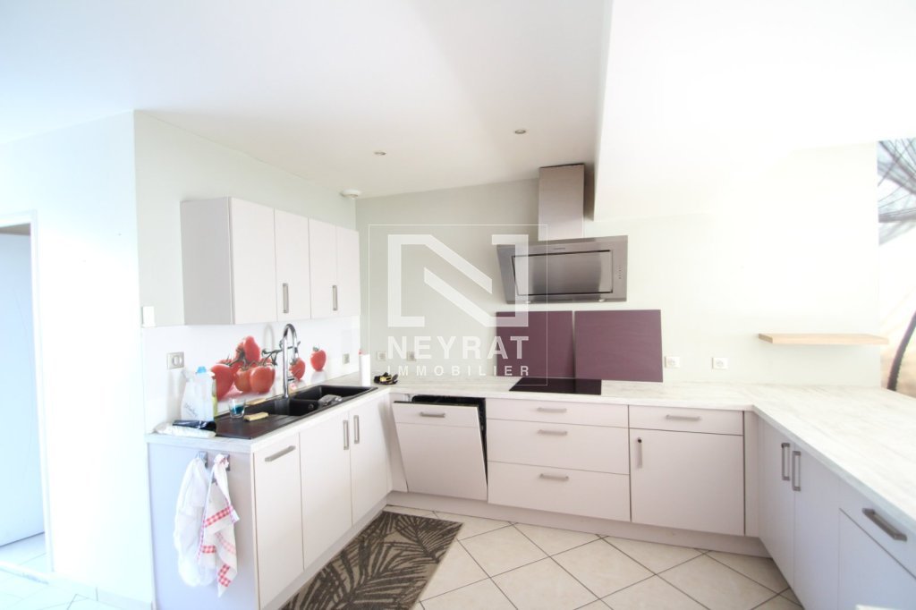Appartement dans maison individuelle A LOUER - ST LEGER SUR DHEUNE - 95 m2 - 850 &euro; charges comprises par mois