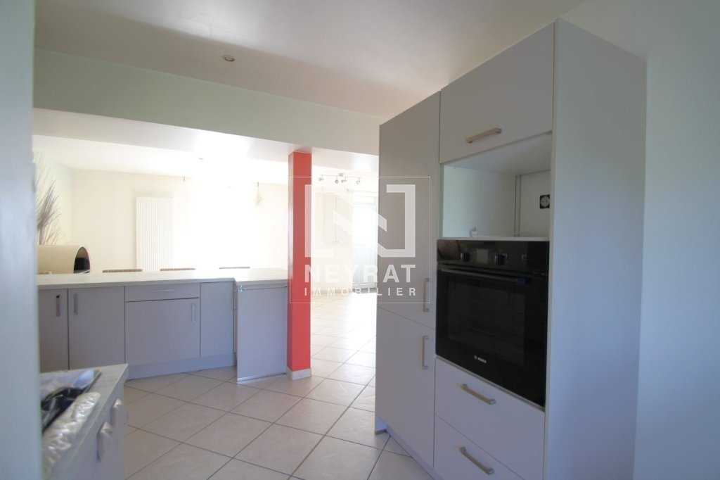 Appartement dans maison individuelle A LOUER - ST LEGER SUR DHEUNE - 95 m2 - 850 &euro; charges comprises par mois